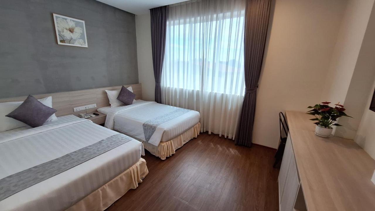 Joli Hotel Phnom Penh Exterior foto