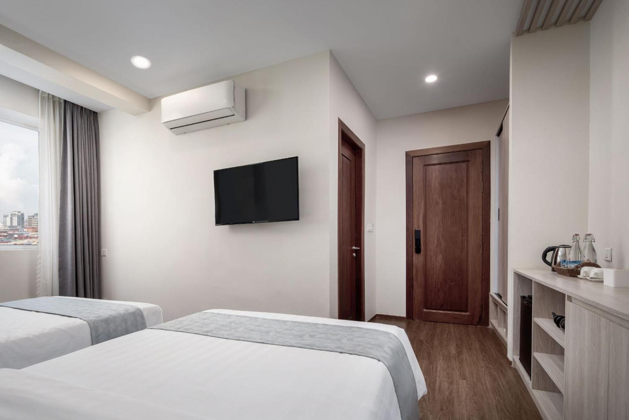 Joli Hotel Phnom Penh Exterior foto